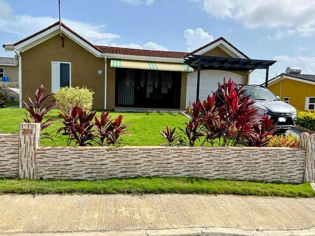 Holiday home L&V Paradise Vacation Home With Pool And Gym Florence Hall
