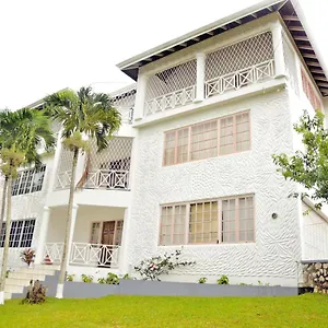 Homestay Suiteville In, Mandeville